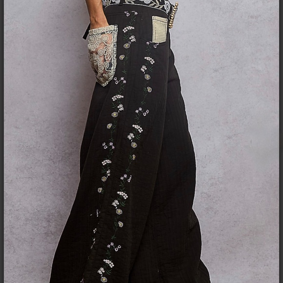 POL embroidered double gauze pants - belt not included - Picture 2 of 6